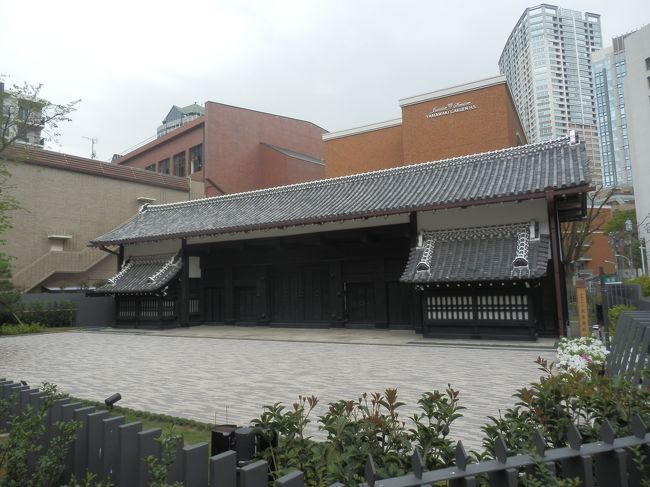 この日も東京散策.<br />麻布界隈ー六本木ー広尾ー渋谷ー赤坂界隈ー紀尾井町ー永田町ー新宿御苑ー神宮外苑ー渋谷駅というルート.