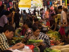 友を訪ねてCambodia三都市めぐり　その１