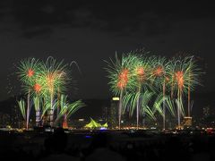 旅するイルカ♪　神戸港海上花火大会（開港150周年記念大会）へ