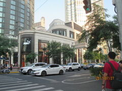 上海の南京西路・複合商業施設「興業太古匯」