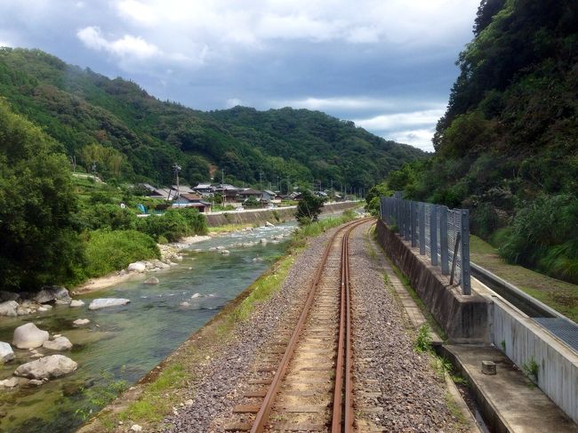 2017年夏の青春18きっぷで、名松線と参宮線の乗りつぶし旅に出かけました。今回の旅で、JR東海の路線は完乗です。<br /><br />このページでは名松線に乗車し、大阪で宿泊します。<br /><br />その1<br />https://4travel.jp/travelogue/11270175<br /><br />その3<br />https://4travel.jp/travelogue/11270327