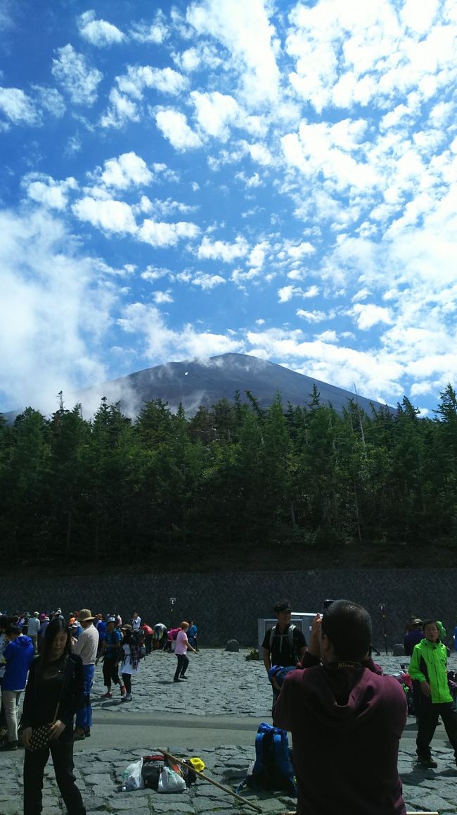 エイチ・アイ・エスの日帰りバスツアーで富士山五号目メインで楽しんで来ました！