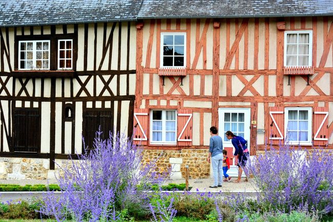 フランス弾丸ヴァカンス 旅せよ乙女 Vol 2花在りて季の色 Ippuniファミリーと美しきノルマンディーの村へ Saint Remy Les Chevreuse サンレミレ シュヴルーズ Le Bec Hellouin ルベックエルルワン バスノルマンディ地方 フランス の旅行記 ブログ By るなさん フランス弾丸ヴァカンス 旅せよ乙女 Vol 2花在りて季の色 Ippuniファミリーと美しきノルマンディーの村へ Saint Remy Les Chevreuse サンレミレ シュヴルーズ Le Bec Hellouin ルベックエルルワン バスノルマンディ地方 フランス の旅行記 ブログ By るなさん