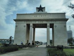 弾丸ガーナ1707　　「西アフリカで最も発展している国。」　　　～アクラ～