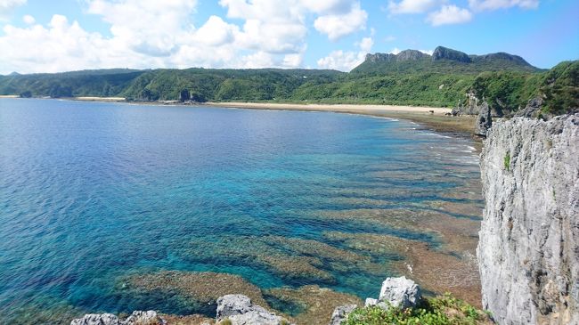 沖縄旅行4日目。憧れの本島最北端、辺戸岬へ行きました。絶景ポイントを満喫できた最終日となりました。<br />1日目 ひめゆりの塔・おんなの駅・もとぶいこいの宿やまちゃん<br />2日目 水納島<br />3日目 アンチ浜・もとぶ元気村<br />4日目 辺戸岬・ヤンバルクイナ展望台・茅打ちバンタ