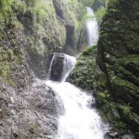 滝が見どころの温泉旅行