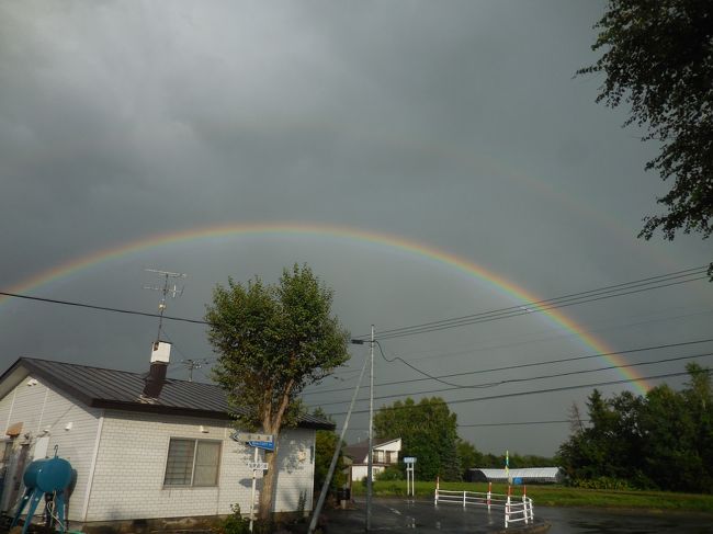 　9月に入り、日が短くなり、気温も随分下がってきました。9月の第一日曜日、台風が接近との予報で、大荒れの天気を予想していましたが、予報がはずれて晴れ。愛犬を連れて出かけてきました。その様子をご覧ください。