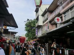 台北市街と九份/十份2泊4日の小旅行