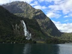 ヒツジさんに会いに行こう！！ニュージーランド南島 レンタカーでGO!!! ③テ・アナウからミルフォード・サウンド、ドライブ＆クルーズ