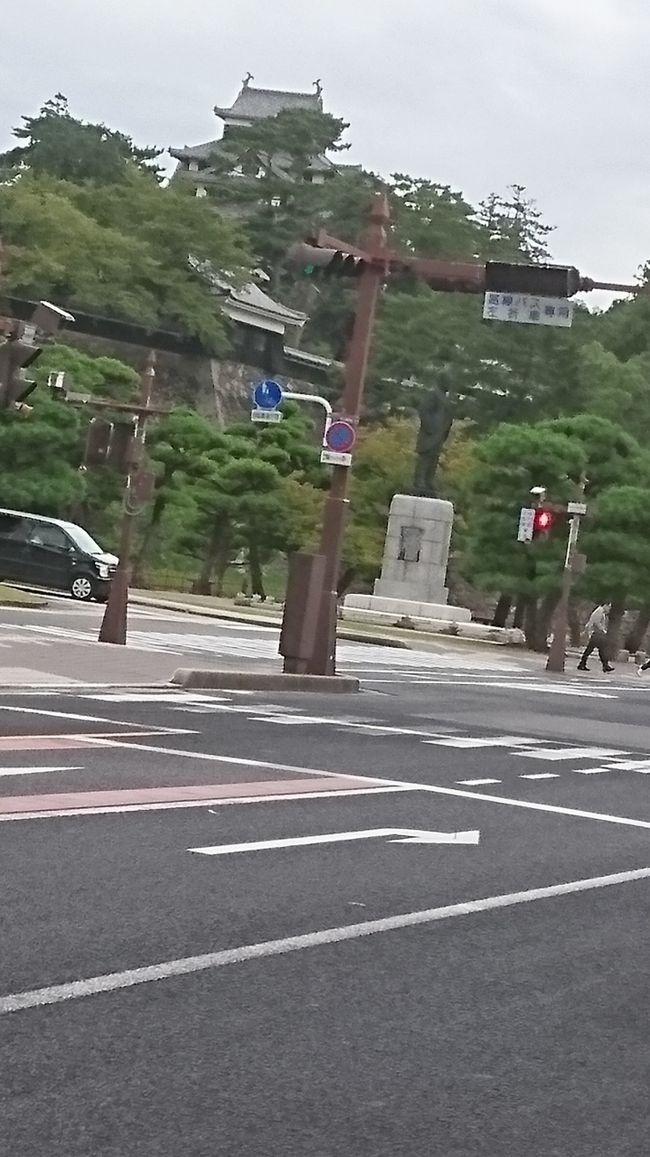 3日目はパパちゃんのお仕事Day！<br /><br />だったのですが、台風18号の影響で暴風警報発令&gt;&gt;お仕事お流れになりました、、、流れたお仕事ですが、公式ページで「（お仕事）やった事として扱います」ということで、それなら！いざ観光へとくり出しました。