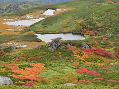 当麻乗越から眺める紅葉の据合平と沼の平 2017（北海道大雪山）