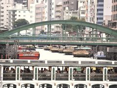 秋葉原駅から神田川を下り柳橋まで歩き、ついでに隅田川を渡って両国駅まで行く。