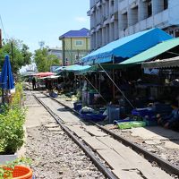 タイ*バンコク＆アユタヤ６日間の旅３【BTSウォンウィアン ヤイ駅・国鉄マハチャイ駅・メ―クロン市場・ターミナル21・SkyBarシロッコ】