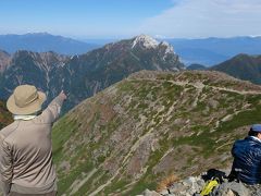 北沢峠テント泊①　南アルプスの女王仙丈ヶ岳へ紅葉登山