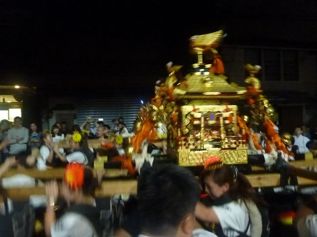 御香宮神社 御香宮神幸祭 2017/9/30~10/8 <br />http://kyototravel.info/%E5%BE%A1%E9%A6%99%E5%AE%AE%E7%A5%9E%E5%B9%B8%E7%A5%AD<br /><br />京都市 伏見区大手筋に位置する、御香宮 http://www.kyoto-jinjacho.or.jp/shrine/09/040/<br /><br />3連休と言う事もあり、もの凄い人出でした。<br /><br />花笠巡行など、かなりの盛り上がりを見せていた様子。<br /><br />露店などの出店も多く、大手筋界隈は夜遅くまで賑わっています。<br /><br />京都の情報<br />https://sites.google.com/site/wonderfulcare1/jouhou-peji<br />