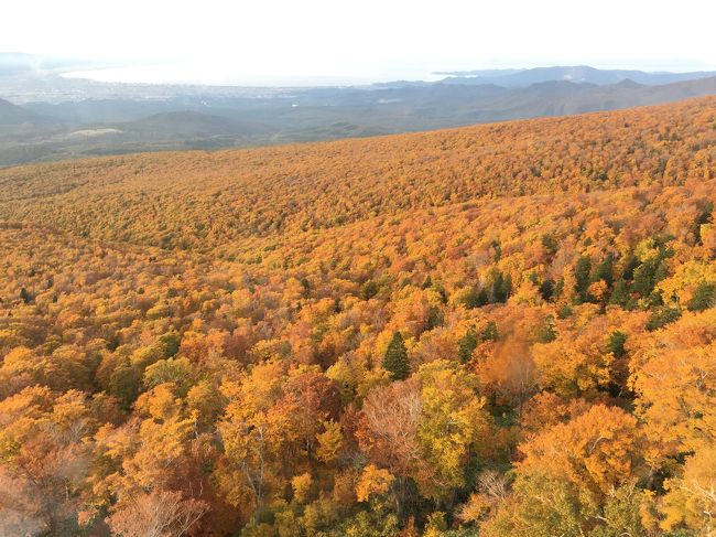 三連休の最初の2日を利用して 八甲田トレッキングと紅葉を見てきました。<br /><br />旅の空篇と山篇です。