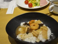 成田、ＪＡＬさくらラウンジ、中華丼