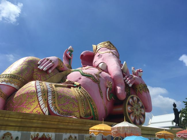 3連休を利用して、バンコクへ行ってきました。<br />旅に出るとホテルに引きこもりがちになる私ですが、<br />今回はちょっとだけ遠出してきました。