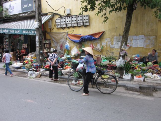 2017　ベトナム・HANトランジット　旧市街ドンスアン市場界隈をぶらぶら歩き旅－１