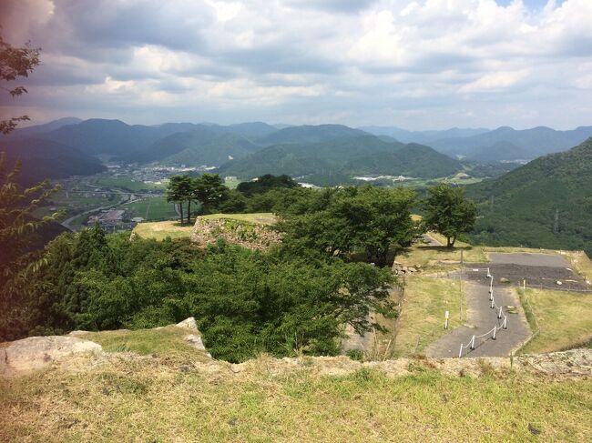 兵庫県朝来市和田山町にある、竹田城まで、日帰りでドライブして来ました。<br />北近畿豊岡自動車道・播但連絡自動車道の「和田山IC」から車で10分<br />電車利用の方は、JR播但線の「竹田駅」から天空バスで20分。のりかAは、調べてください。(はまっています。のりかA)