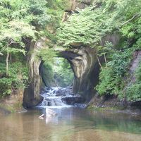 ＊不思議なグリーンの世界＊向山トンネル・養老渓谷・亀岡の洞窟(濃溝の滝)