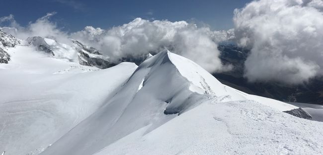 ４日目（9/3(日)）～ ５日目（9/4(月)）：カストール(Castor，4000ｍ)登山。