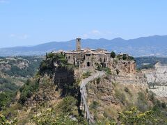 夏旅☆イタリア　中世の街並みを歩く旅　●チヴィタ・ディ・バニョレージョ編