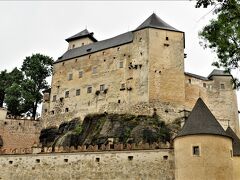 オーストリアの歴史を訪ねて（１）。ドナウ北部の城と修道院　12世紀から20世紀まで　