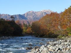 奥只見の紅葉・・滝雲の枝折峠と銀山平、神蜂展望台をめぐります。