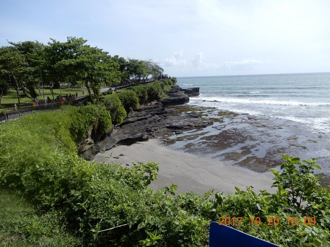 ｛バリ島｝「タナロット寺院」　インドネシア　海の上のヒンズー教のお寺　2017 10 20 