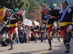 鳥取市から入って但馬・丹波 秋の旅（二日目）～但馬の有力藩、出石藩の伝統を伝える華麗なお城まつりを拝見。見どころの奴さんの妙技は地元の子供たちもしっかり。これに愛之助のお練りが花を添えて、絶品、出石そばの食べ比べも楽しいです～