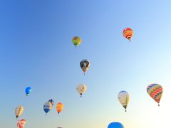 熱気球のまち佐賀へ♪(2) 青空に彩るカラフルバルーン【2017佐賀インターナショナルバルーンフェスタ】