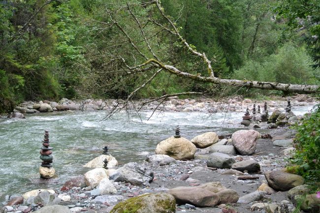 2017年 チロルでハイキングと街歩き 夫婦二人旅（７）秘境クンドラー渓谷 Kundler Klamm へハイキング＋ちょっと石採り