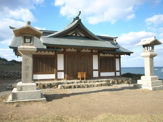 沖ノ島へはいけませんが