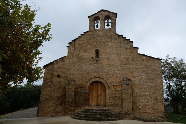 ４回目のスペイン。今回タラゴナ県には立ち寄らなかったが、仏領カタルーニャを含めたカタルーニャ地方のロマネスクの教会を訪ね歩く。<br />【旅程】--------------------------------------------------<br />11/３(金)~11/11(土)　７泊９日<br />　1日目　 羽田→バルセロナ（カルドナ泊）<br />　2日目　 アルティエス<br />　3日目　 フォア<br />　4日目　 アルジュレス＝シュール＝ラメール<br />　5日目　 アルジュレス＝シュール＝ラメール<br />　6日目　 ベサルー<br />　7日目　 ペラタリャーダ<br />　8日目　 ペラタリャーダ→バルセロナ→フランクフルト→羽田<br />　9日目　 帰国