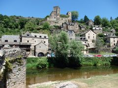 フランス南半分の旅　【１２】　ベルカステル村散策とお城訪問