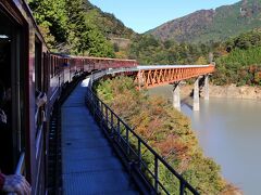 香嵐渓と大井川鉄道の紅葉＜２＞　SLとトロッコ列車