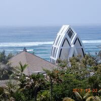 ｛バリ島｝　ザ・リッツ・カールトン 　動画　インド洋前とマンダパの Ritz Carltonの二箇所