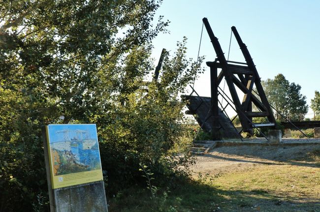 フランス 美しい街並みと世界遺産を訪ねて（10）ローマ遺跡とゴッホの街　アルル