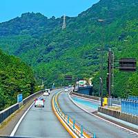 串本⇒那智ねぼけ堂（まぐろ釜めし）⇒新宮　バス車窓風景　☆那智勝浦新宮道路（無料区間）を通り