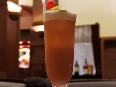 ヴィクトリア ☆ Classic Cocktails（シンガポールスリング）を一杯