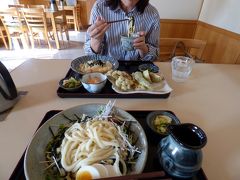 讃岐うどん福梅の昼食　三島市佐野体験農園 ピーマン・トマトの収獲