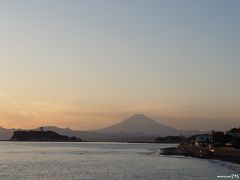 富士山を眺めながら湘南散歩：江の島～稲村ヶ崎