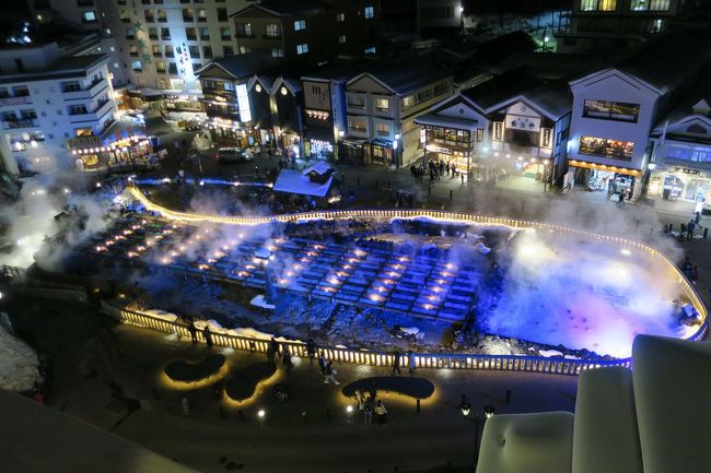 昨冬の草津温泉へのドライブ旅行。<br />選んだ宿泊先は、湯畑前のホテル一井さん。<br />部屋の窓から見下ろす湯畑の光景は、草津らしさ一杯でした!