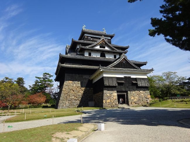 今年で４年目になる昔の旅友との復活旅行、今年は何処に行こうかそれとも山陰へ来る？って聞いたら行く行くって話が進みでも飛行代高いからって安い時間帯を予約入れてくるから今回のルートなら二泊三日で周れるけどなんせ島根は横長いから目的地までの移動時間考えて三泊泊まってもらいました。地元島根連れ回しの旅です。