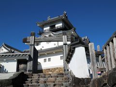 掛川城と周辺スポット（竹の丸～二の丸美術館～ステンドグラス美術館～日帰り温泉）散策