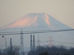 12月21日、ふじみ野市から見られた朝焼け富士