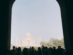 ＡＮＡ直行便でデリー（インドの首都）へ、白大理石の霊廟　タージマハルの豪華絢爛さに圧倒されました。－１２月　２０１７年