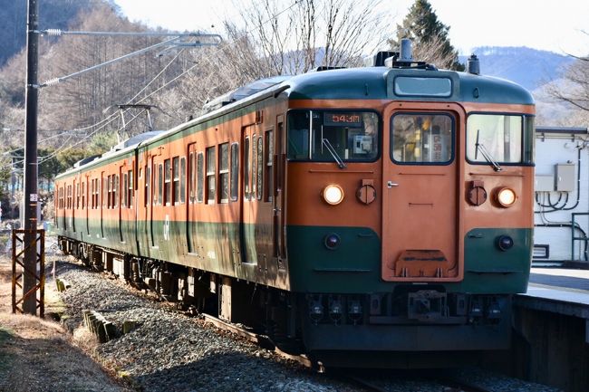 八ッ場建設による線路架け替えが行われた吾妻線を18きっぷを使って訪問<br />同じく移設された川原湯温泉駅と温泉を満喫<br />ダムの工事風景と、残された旧線跡を訪ねて見ました。<br />合わせて、吾妻線終着の大前駅までの完乗をしました。