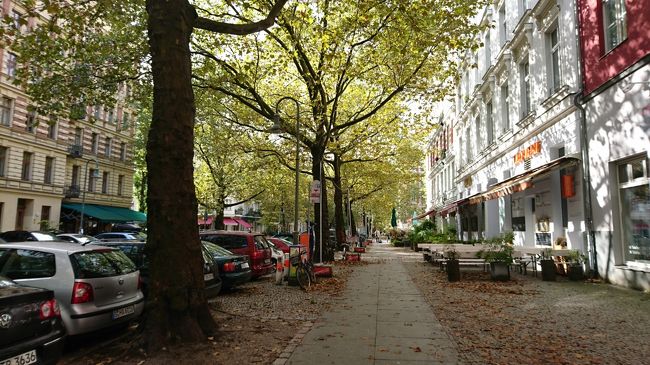 2017年晩秋のハンブルク、ベルリンへ　その１１　日曜日のベルリンはマーケットとカフェでのんびりと